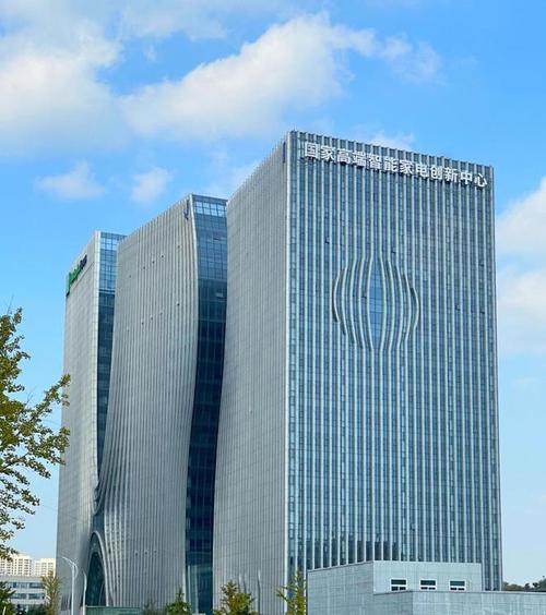 获评优秀海尔承建的青岛市智慧生活科技创新中心通过验收